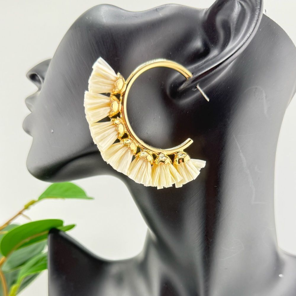 Statement Raffia Hoop Earrings – Ivory & Gold